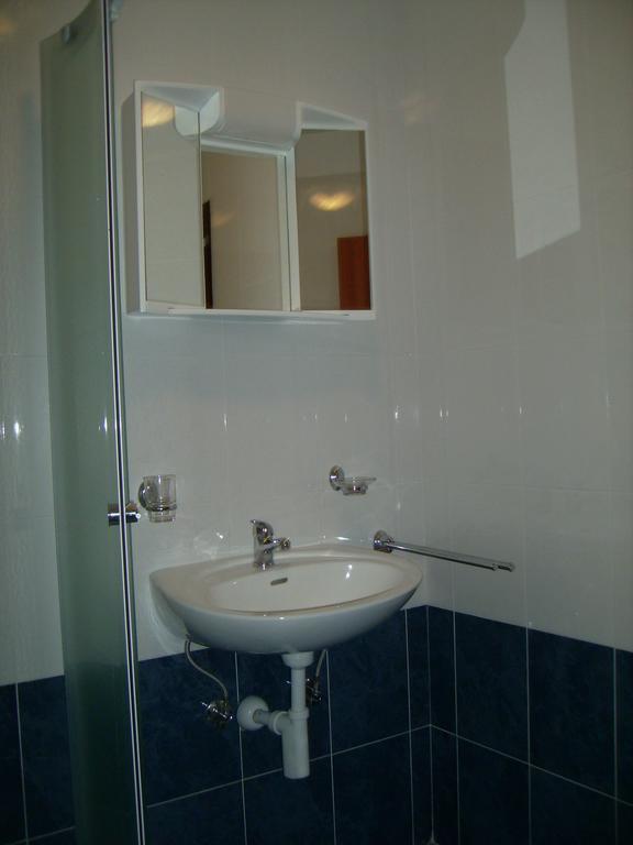 לאבין Apartments Kalac מראה חיצוני תמונה
